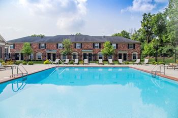 Salt water swimming pool